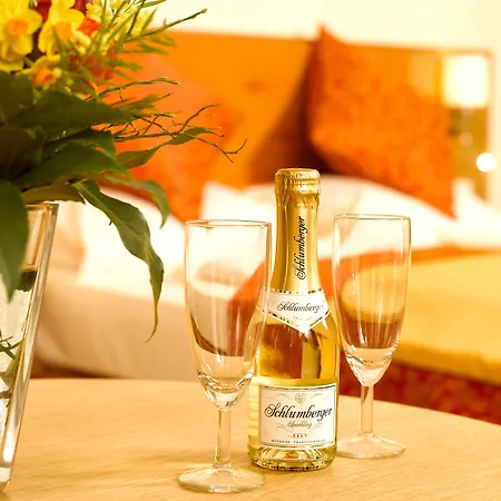 Drei Raben Hotell 4*