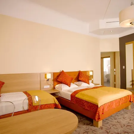 Hotell Drei Raben 4*