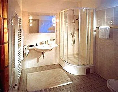 Drei Raben Hotell 4*