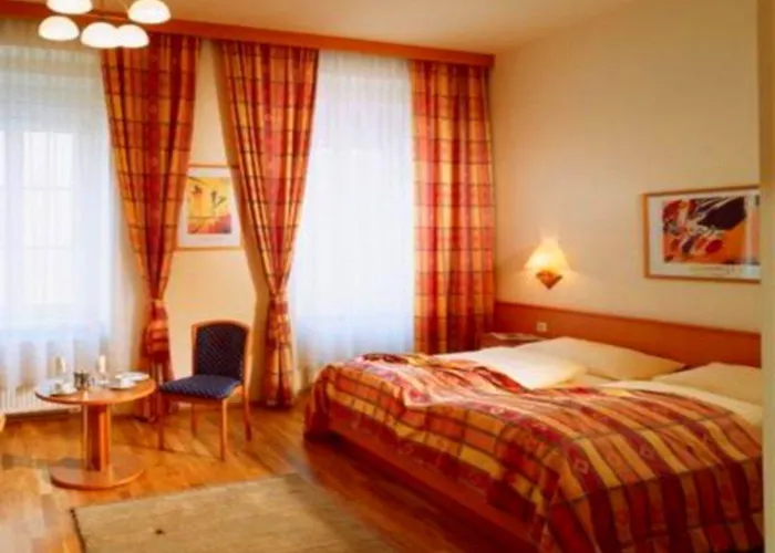 Hotel Drei Raben 4*