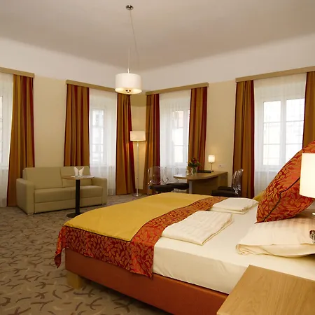 Drei Raben Hotel 4*