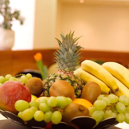 드라이 라븐 호텔 4*