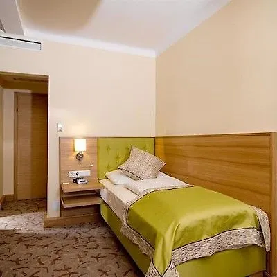 Drei Raben Hotel 4*