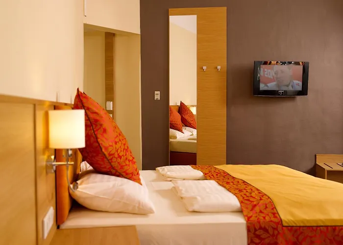 Drei Raben 4* Грац