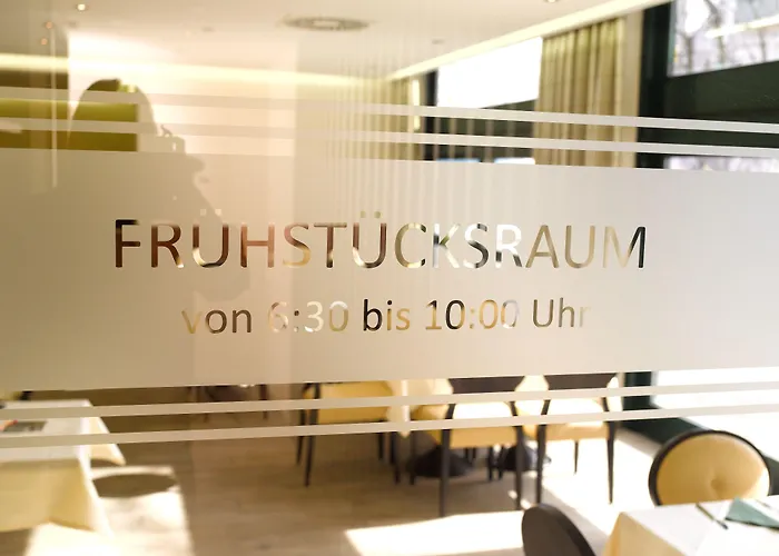 Drei Raben فندق 4*