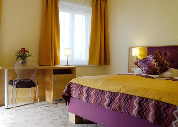 Drei Raben Готель