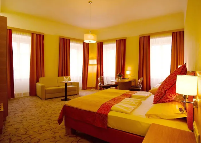 Drei Raben Готель 4*